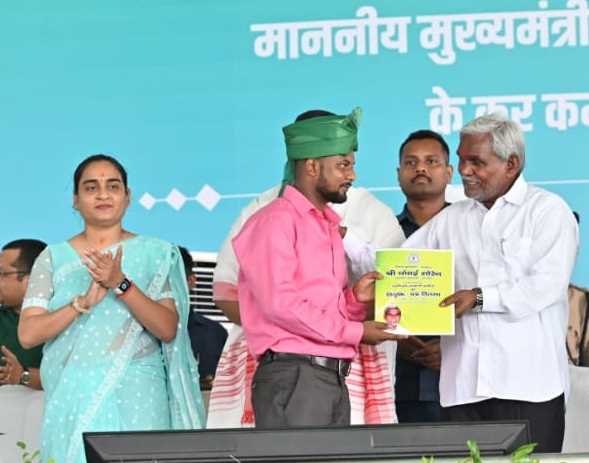 झारखंड में अगले तीन महीने में 40 हजार युवाओं को सरकारी नौकरी : सीएम चंपई सोरेन